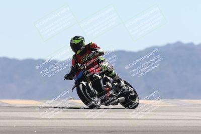 media/Oct-13-2025-Moto Forza (Mon) [[a66d839500]]/3-B Group/Session 4 (Turn 9)/